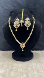 Elegant 1 Karat Gold-Plated Necklace for Women - Image 2