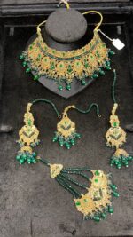 Emerald Green & Gold Colour Set
