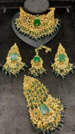 Emerald Green & Gold Colour Set