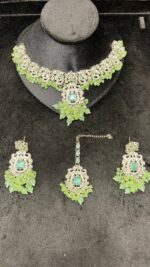 Golden Kundan Bridal Choker Set with Earrings & Maang Tikka - Image 3