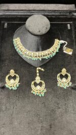 Sparkling Diamond Look Necklace - Image 2