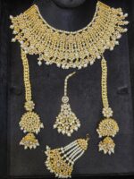 Traditional antique gold finish